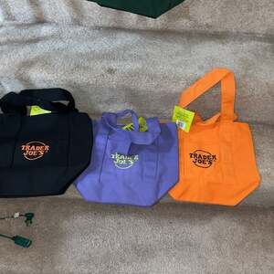 Trader Joe's Halloween Mini Canvas Tote Bags Set of 4